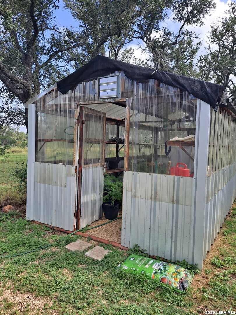 623 Fm 1796 Utopia TX 78884