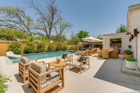 201 Robinhood San Antonio TX 78209