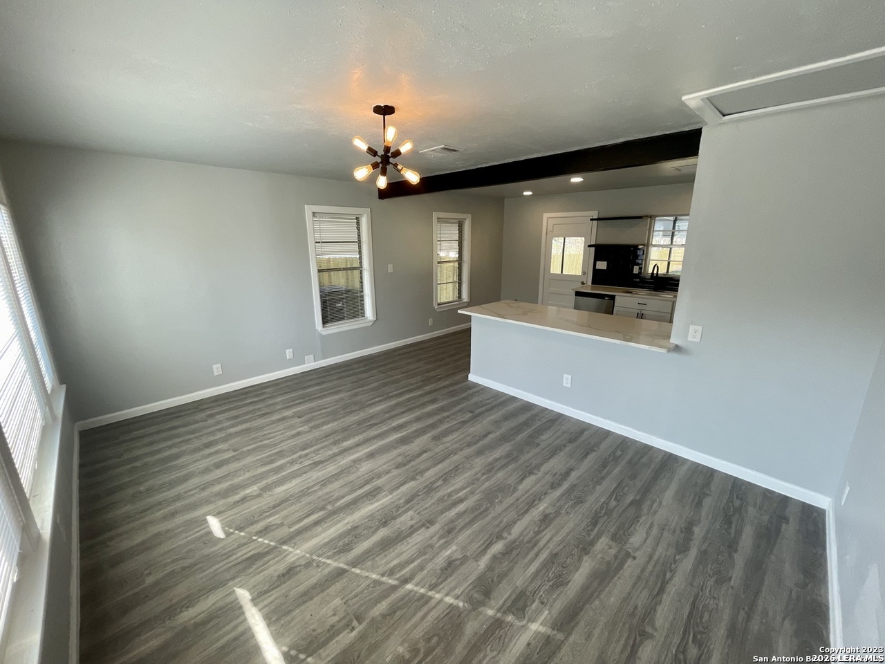 1027 Nolan San Antonio TX 78202
