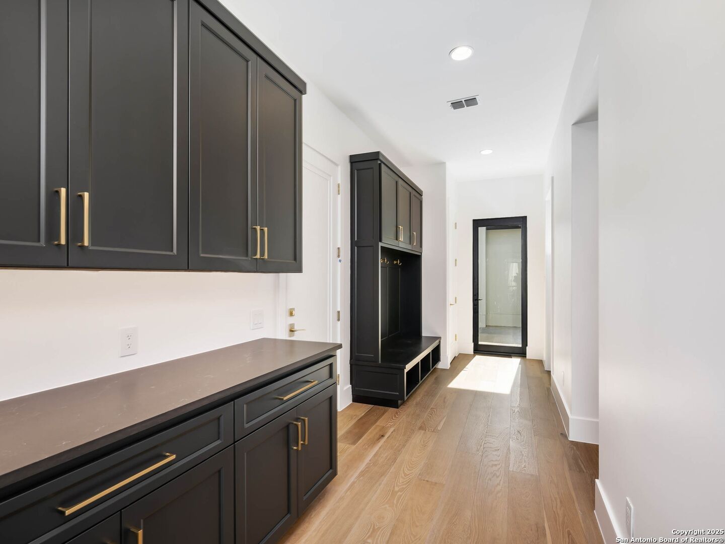 21511 Privada Avila San Antonio TX 78257
