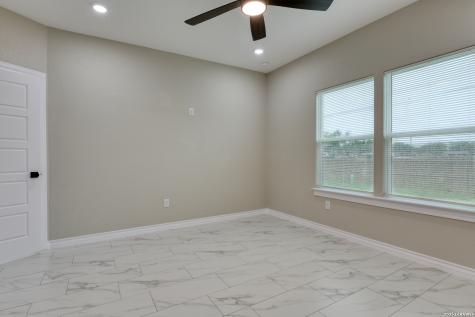 5507 Pageland Drive Kirby TX 78219