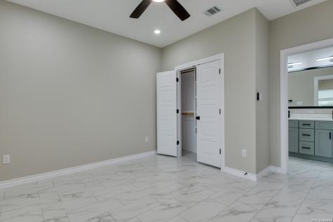 5507 Pageland Drive Kirby TX 78219