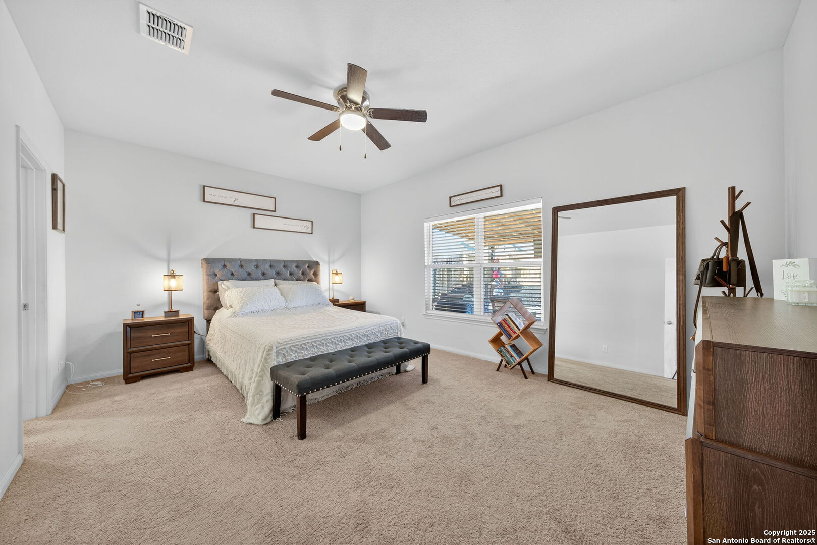 11827 Davalos San Antonio TX 78252