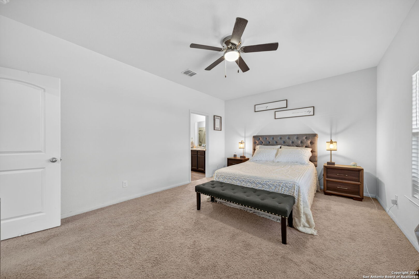 11827 Davalos San Antonio TX 78252