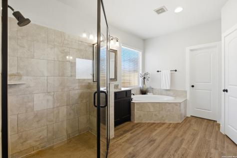138 Cimarron Creek Boerne TX 78006