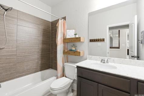 138 Cimarron Creek Boerne TX 78006