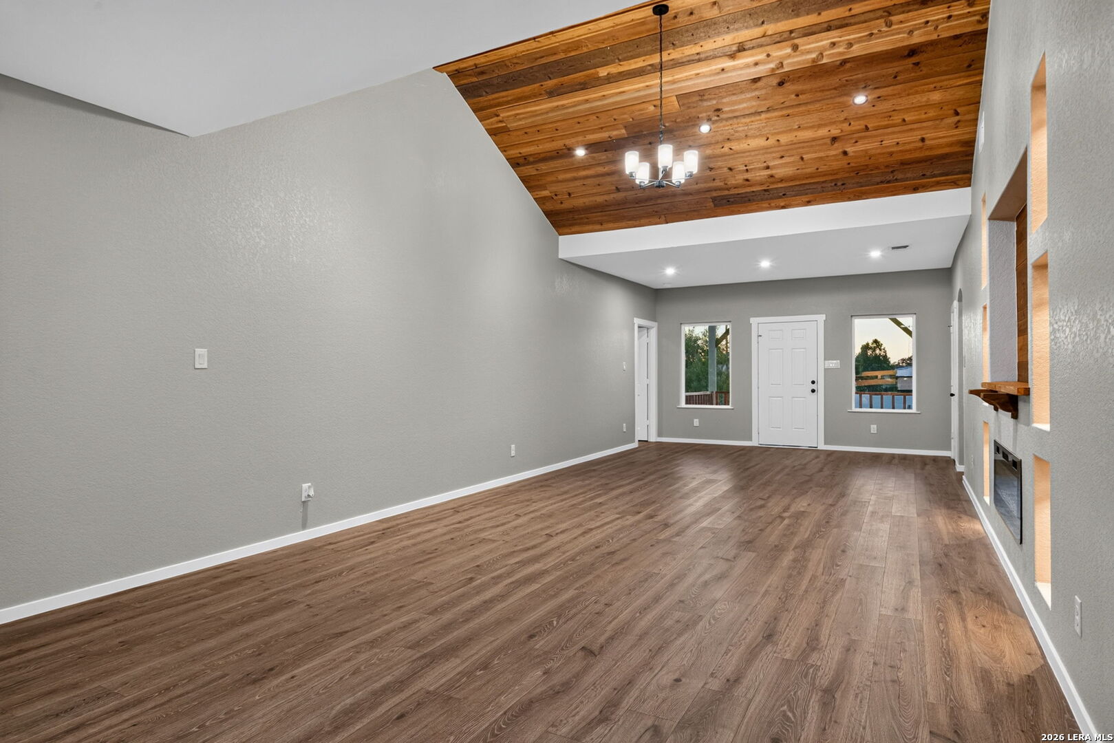 316 Royal Oaks Drive Somerset TX 78069