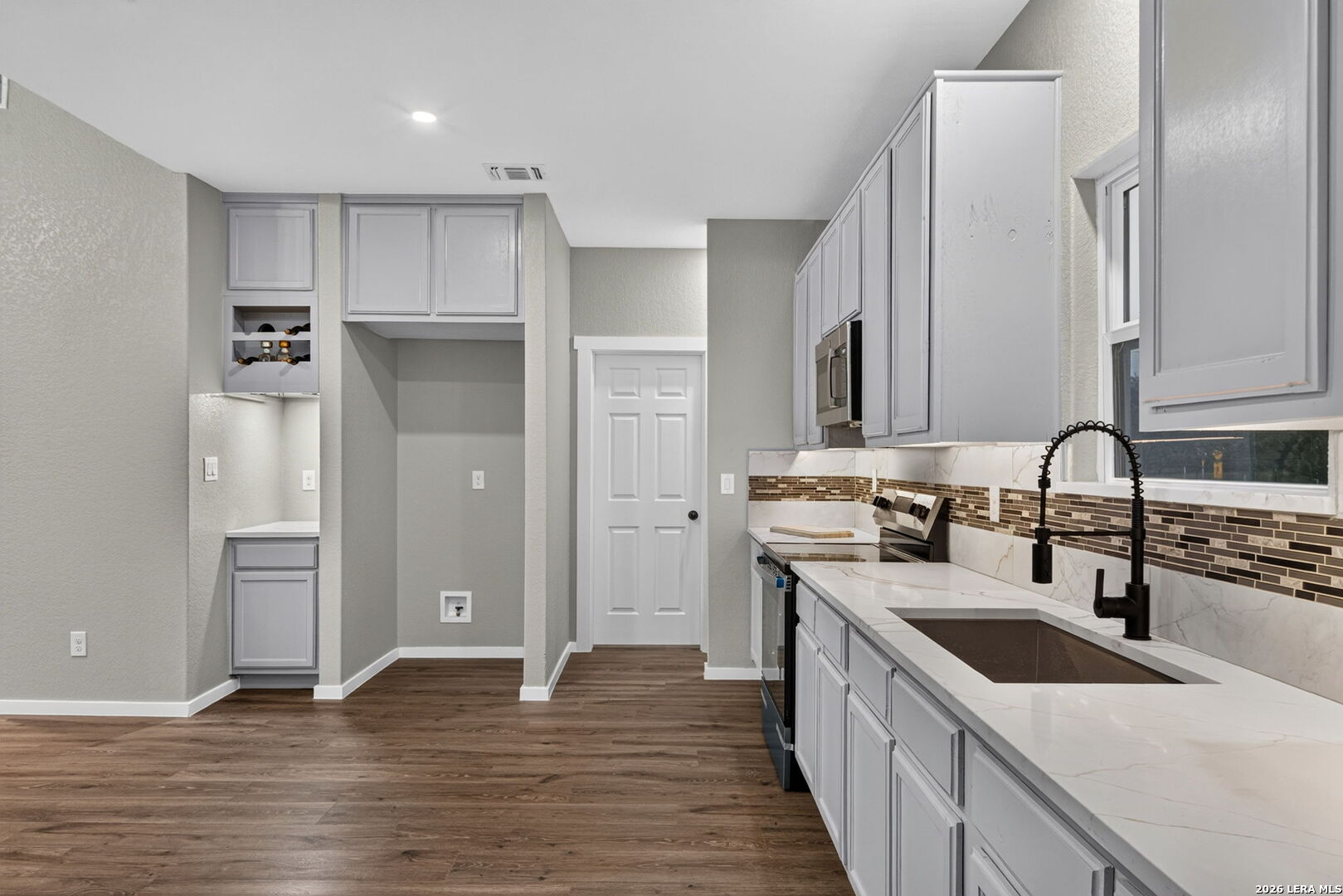316 Royal Oaks Drive Somerset TX 78069