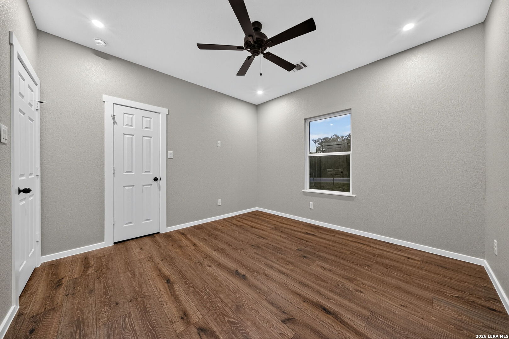 316 Royal Oaks Drive Somerset TX 78069