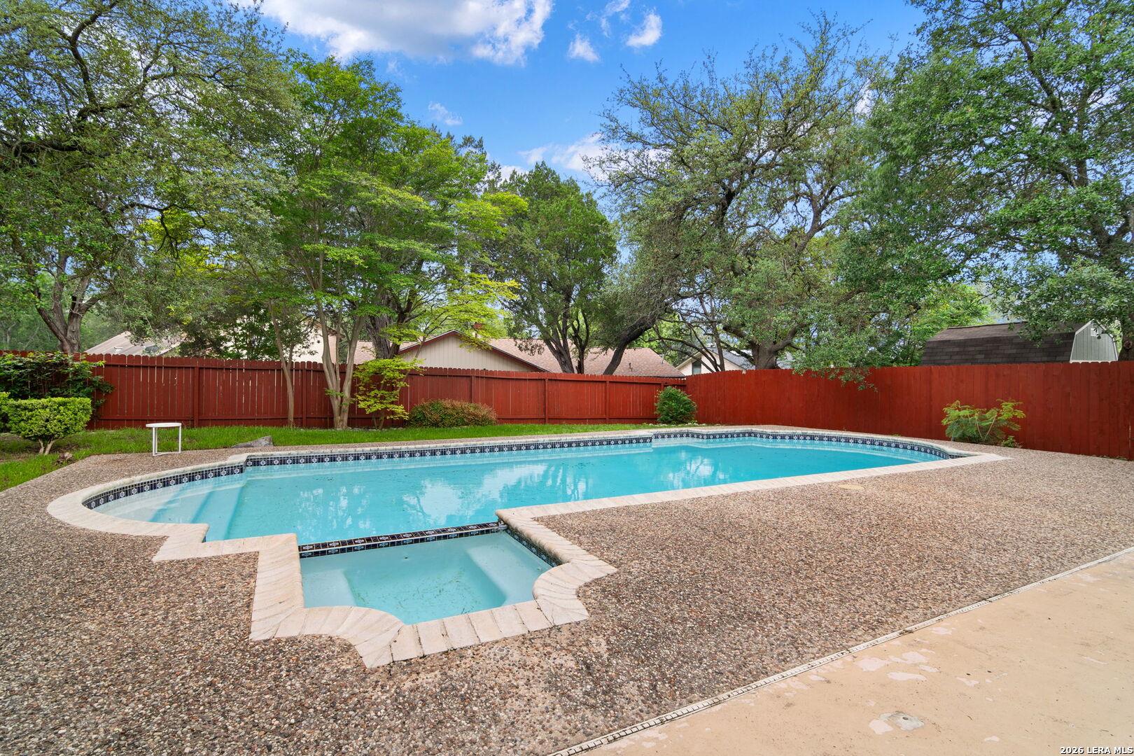 16503 Burr Hill San Antonio TX 78247
