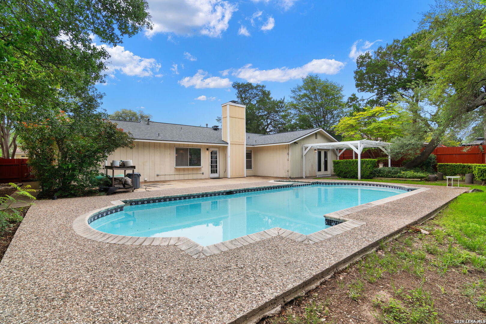16503 Burr Hill San Antonio TX 78247