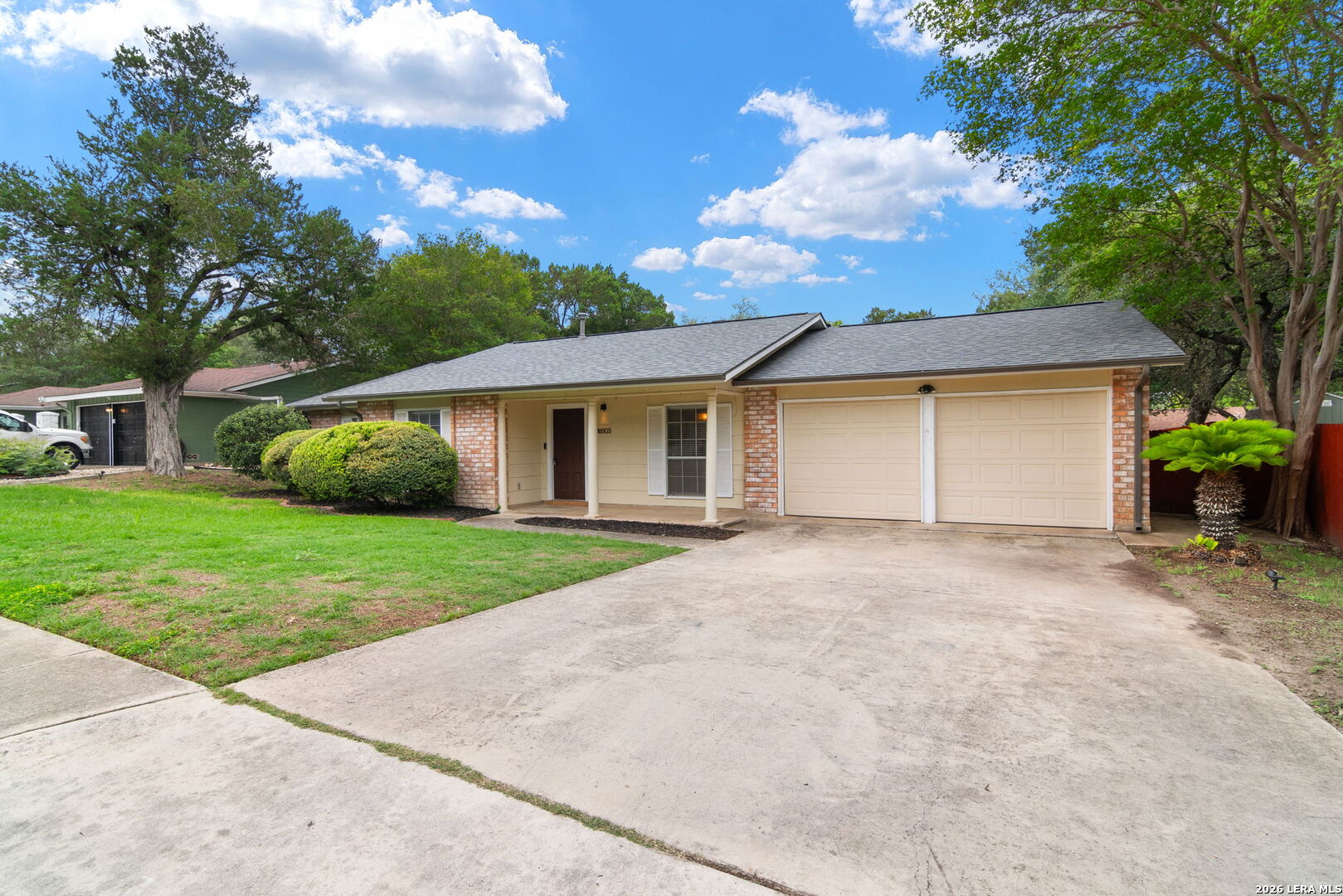 16503 Burr Hill San Antonio TX 78247