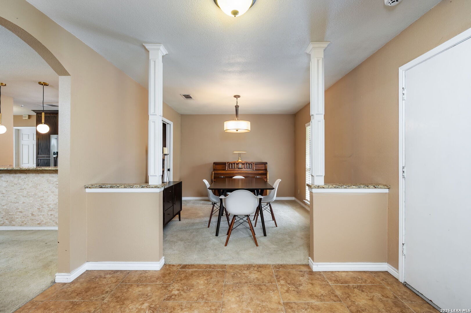 16503 Burr Hill San Antonio TX 78247