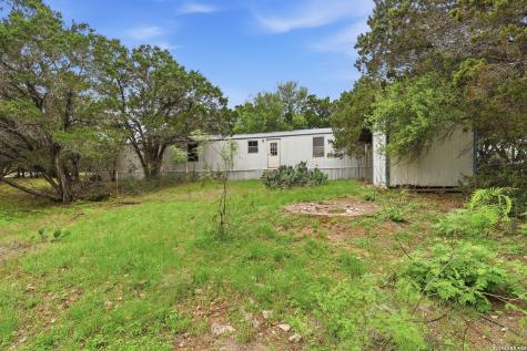 906 Qappuella Drive Canyon Lake TX 78133