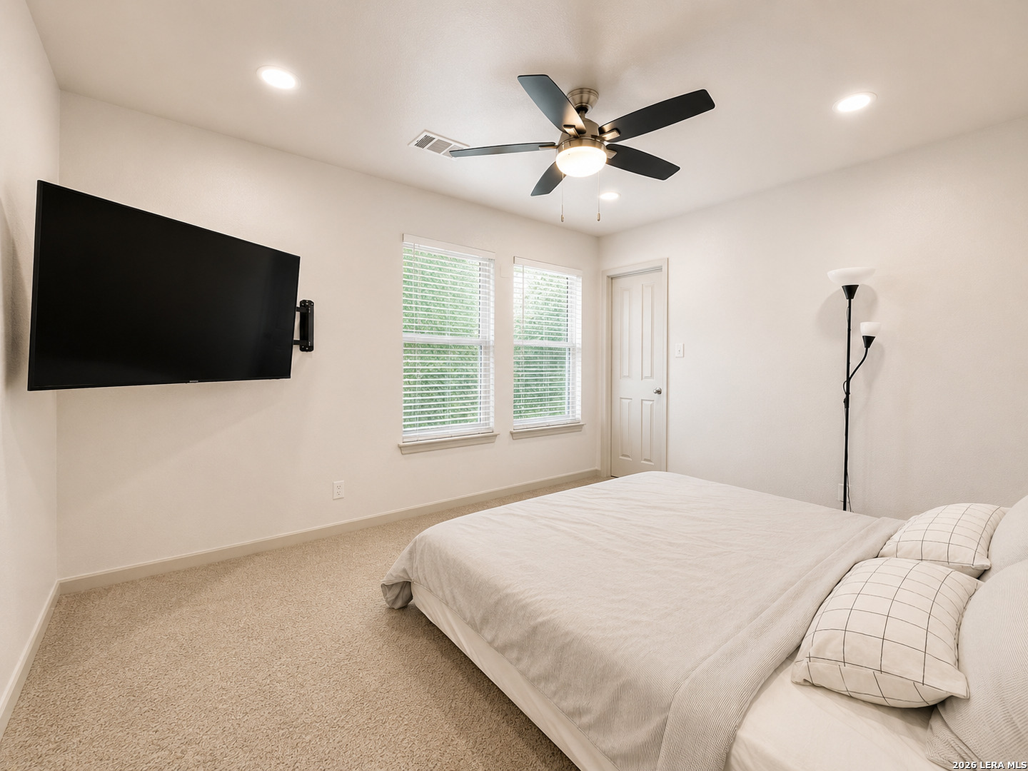 409 Turtle Hill San Antonio TX 78260