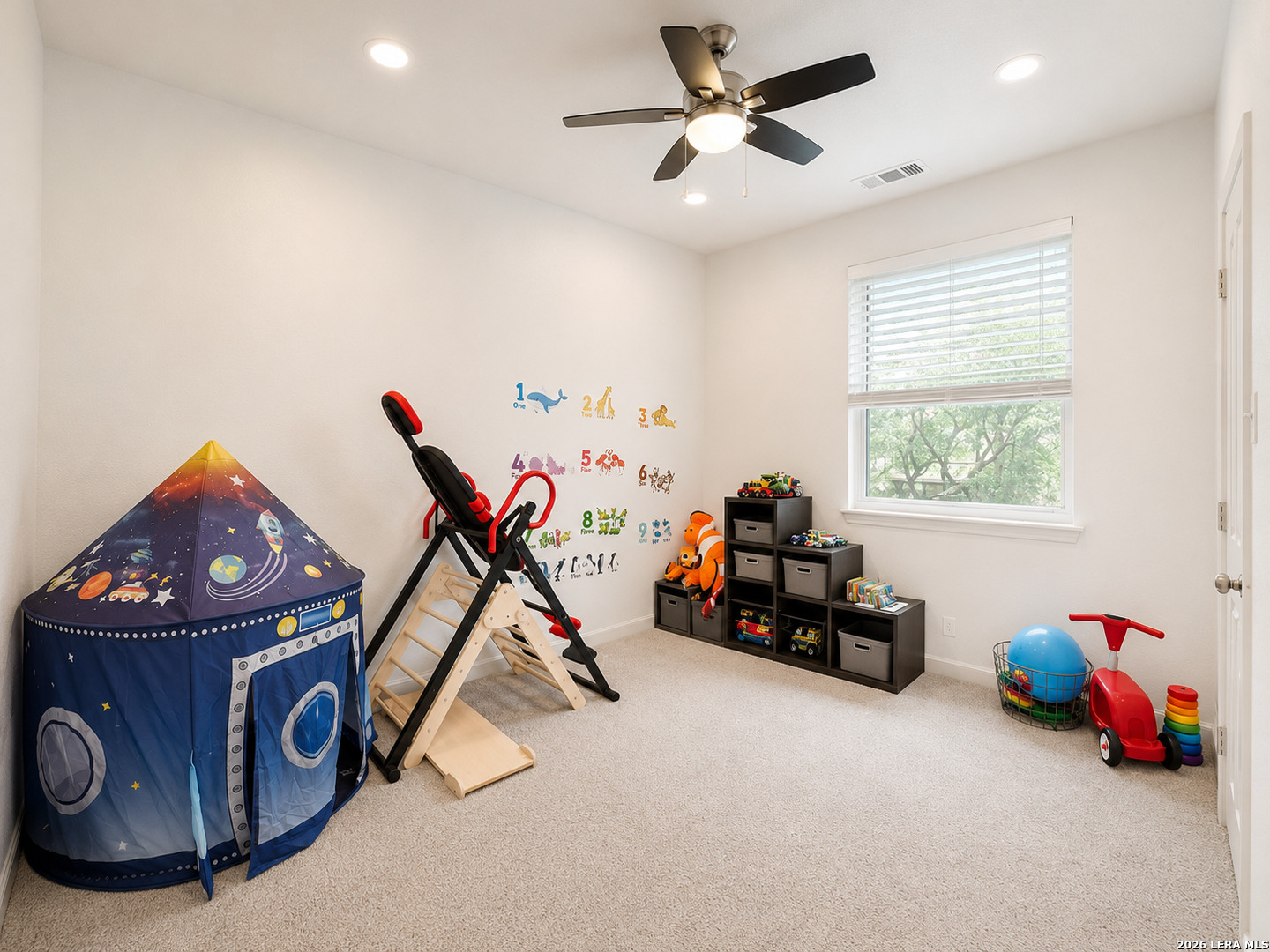 409 Turtle Hill San Antonio TX 78260