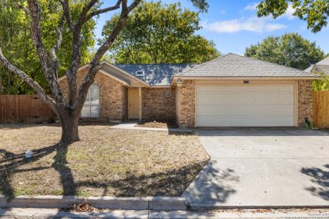 1078 Rivertree Drive New Braunfels TX 78130