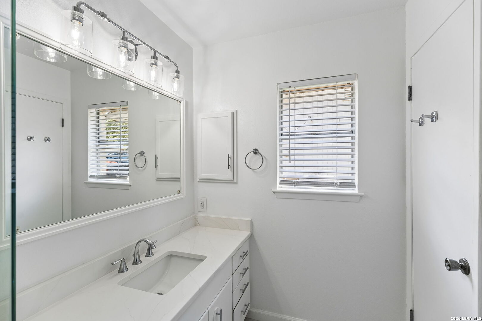 3615 Betsy Ross Drive San Antonio TX 78230