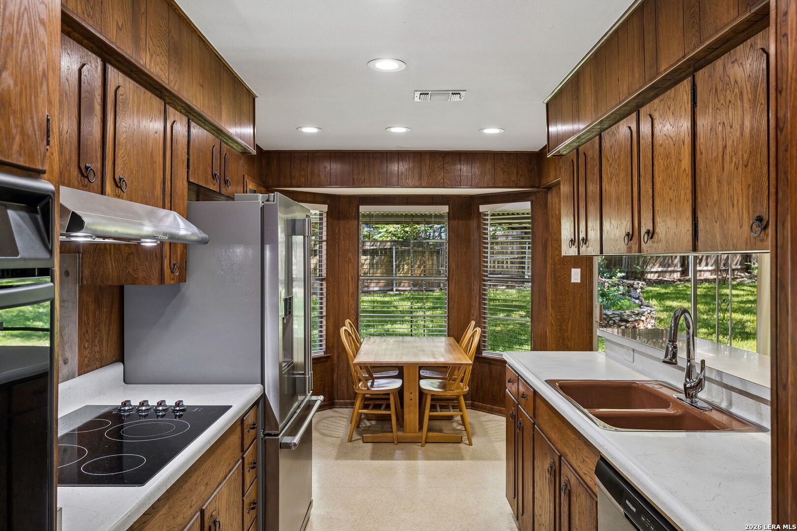 3615 Betsy Ross Drive San Antonio TX 78230