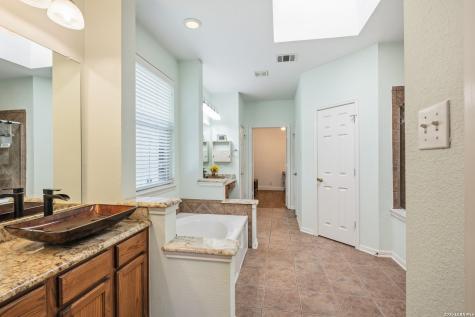 200 Summit View Cibolo TX 78108