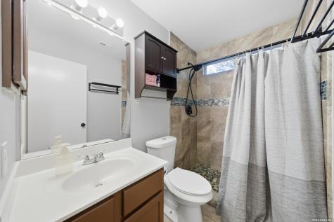 11622 Shotgun Way Helotes TX 78023