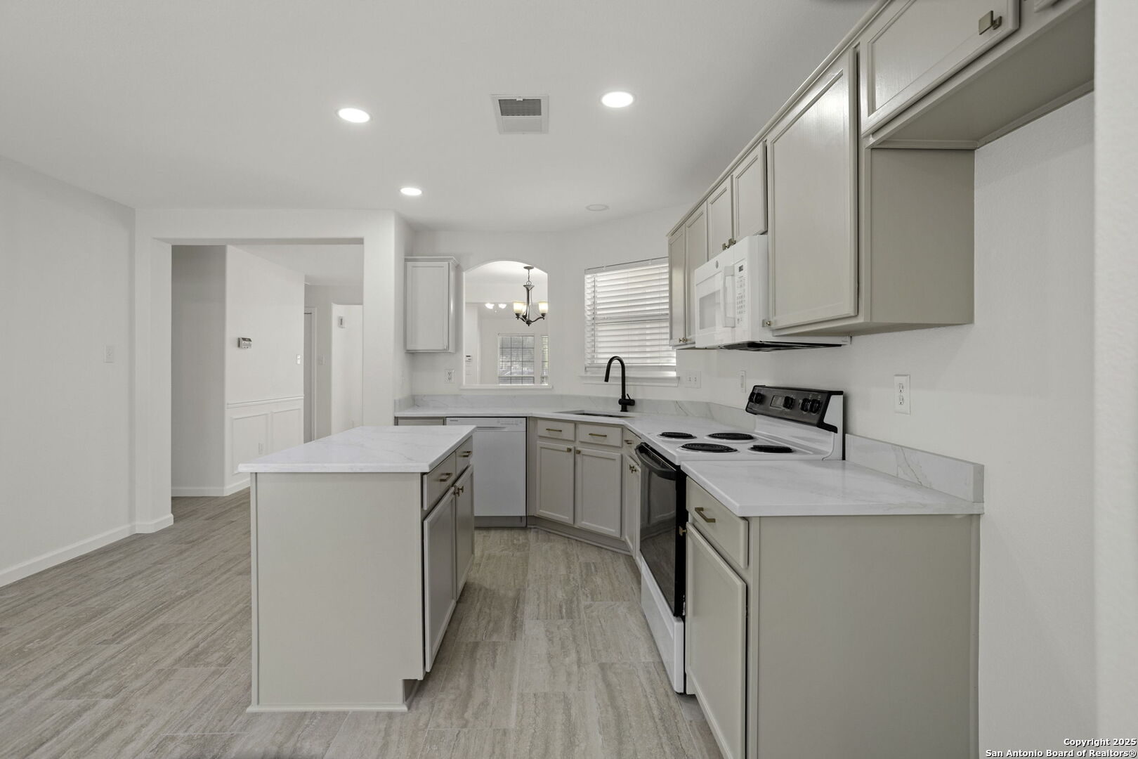 4106 Blairwood San Antonio TX 78247