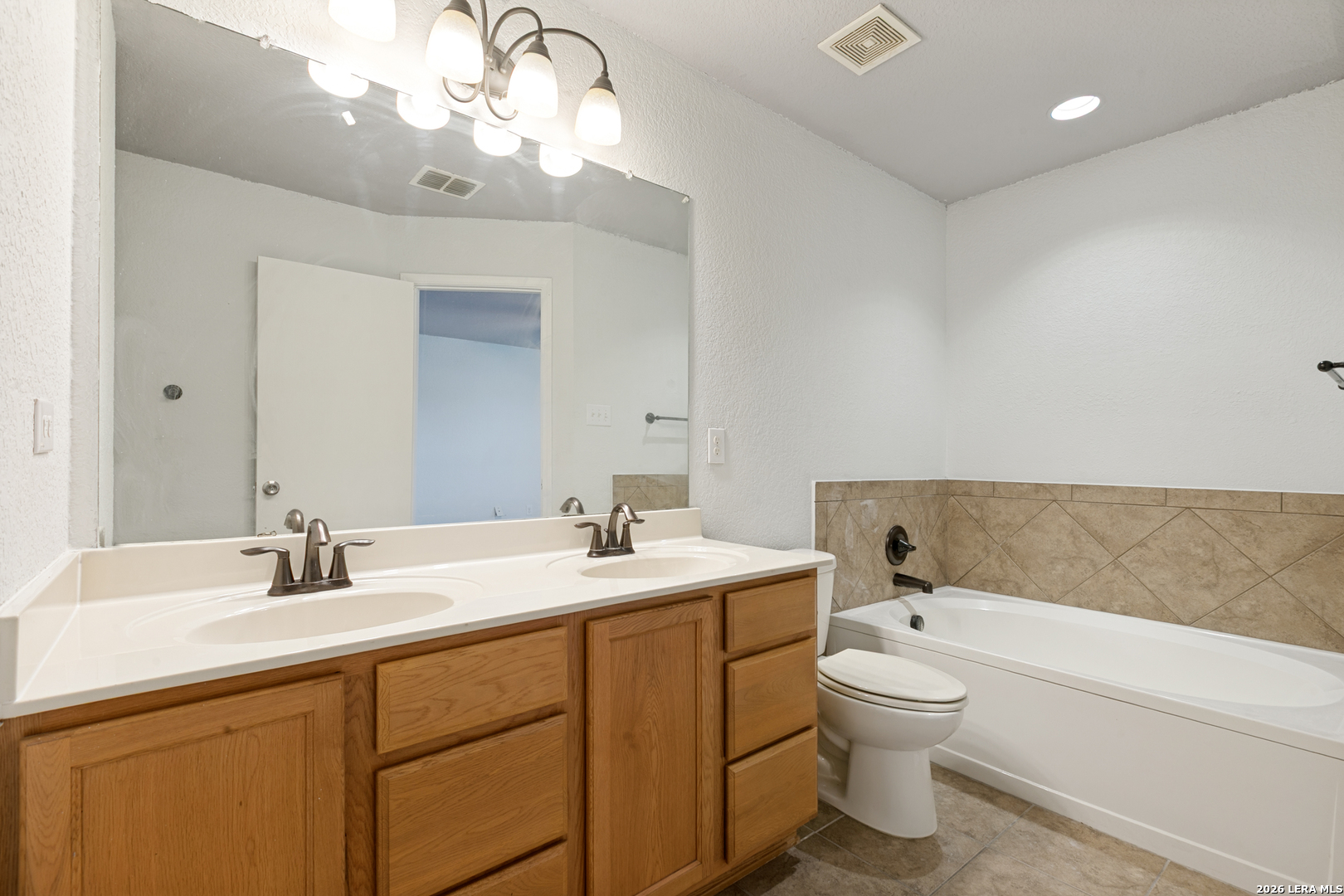 10202 Maple Ranch San Antonio TX 78245