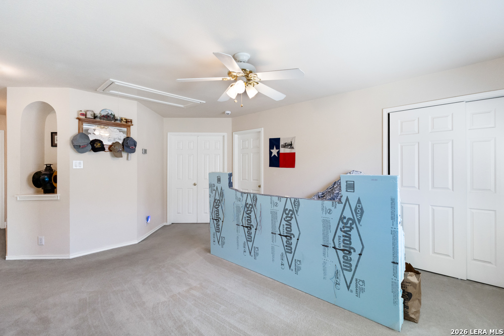 1123 Meadowalk San Antonio TX 78253
