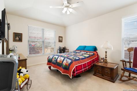 1123 Meadowalk San Antonio TX 78253