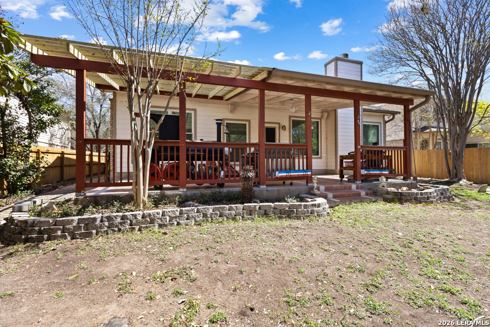 1123 Meadowalk San Antonio TX 78253