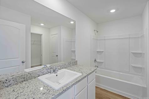 3442 Warlow Branch San Antonio TX 78109