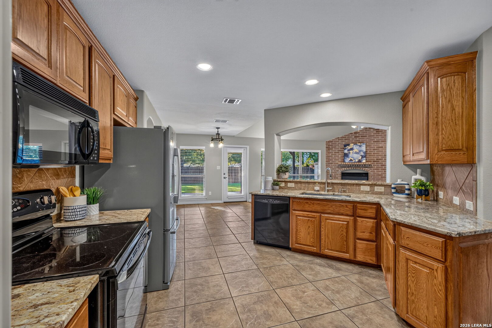 1827 Oakline San Antonio TX 78232