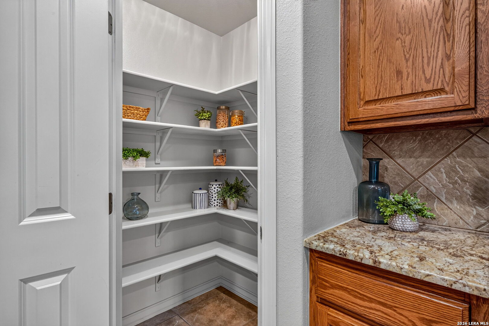1827 Oakline San Antonio TX 78232