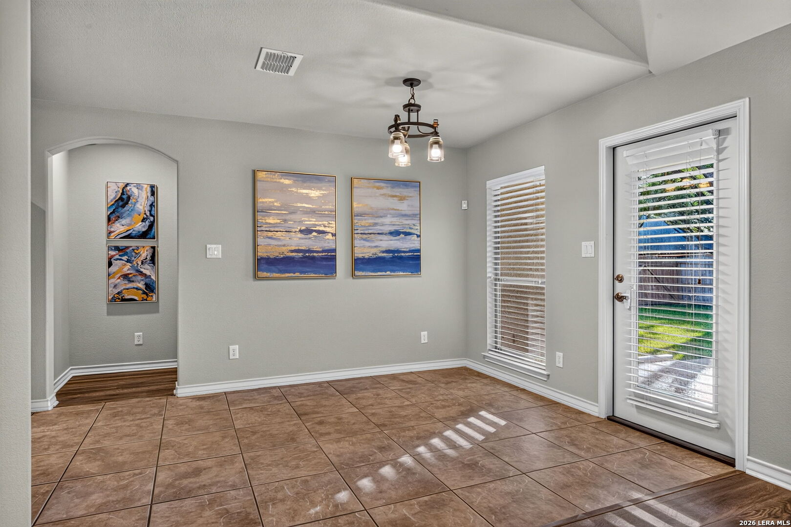 1827 Oakline San Antonio TX 78232