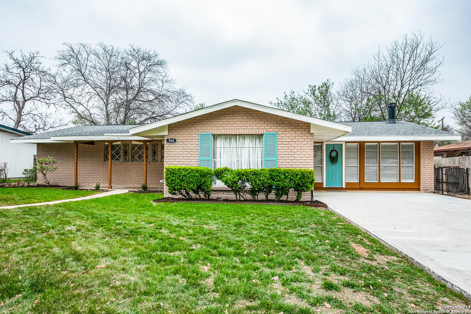 914 Mount Kisco Drive San Antonio TX 78213