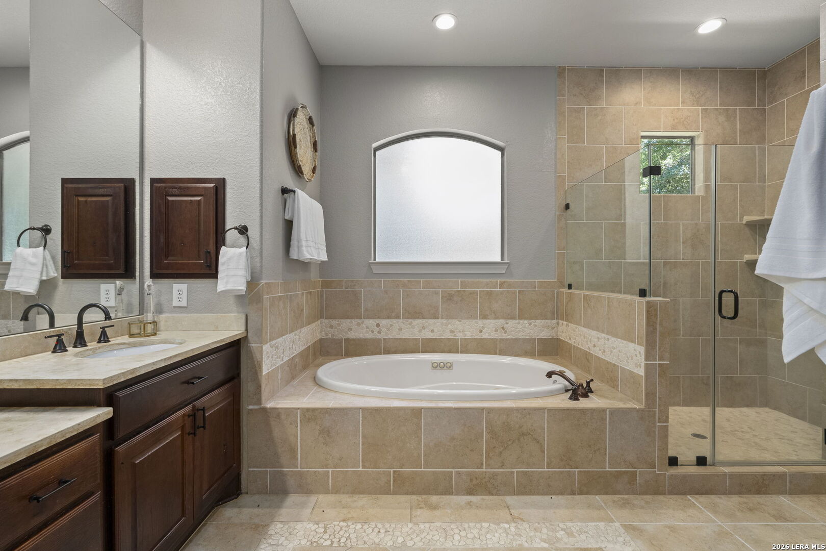 1911 Far Niente San Antonio TX 78258