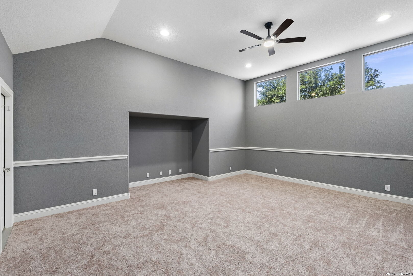 1911 Far Niente San Antonio TX 78258