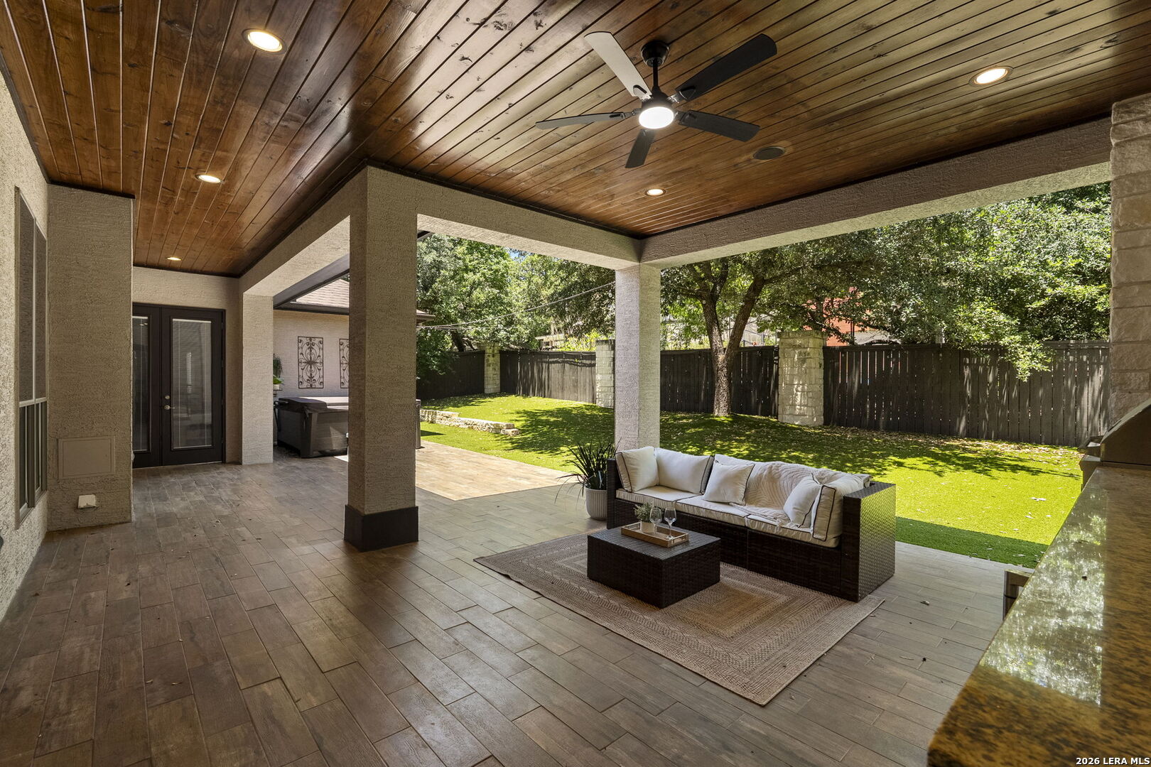 1911 Far Niente San Antonio TX 78258