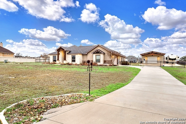 117 Westfield Landing La Vernia TX 78121