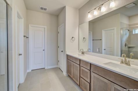 2114 Shepards Street Seguin TX 78155