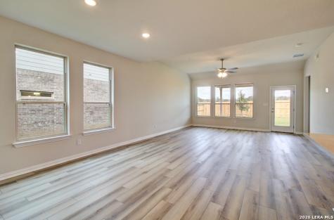 2114 Shepards Street Seguin TX 78155