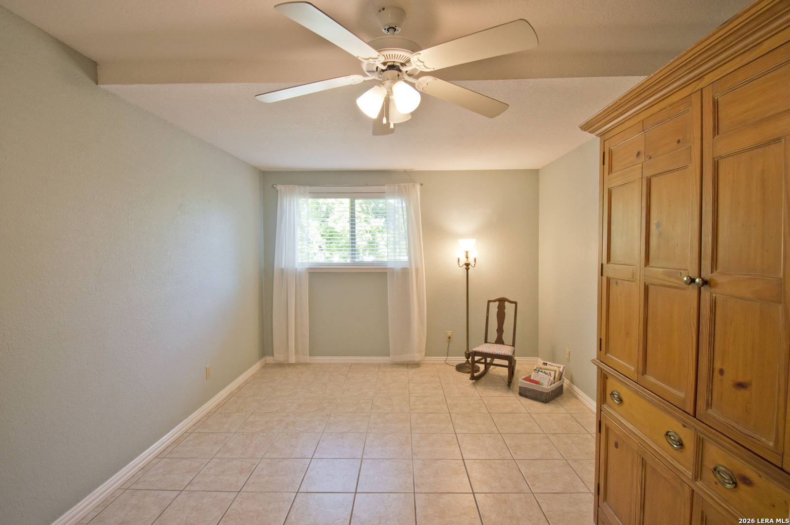 702 E Schubert Fredericksburg TX 78624