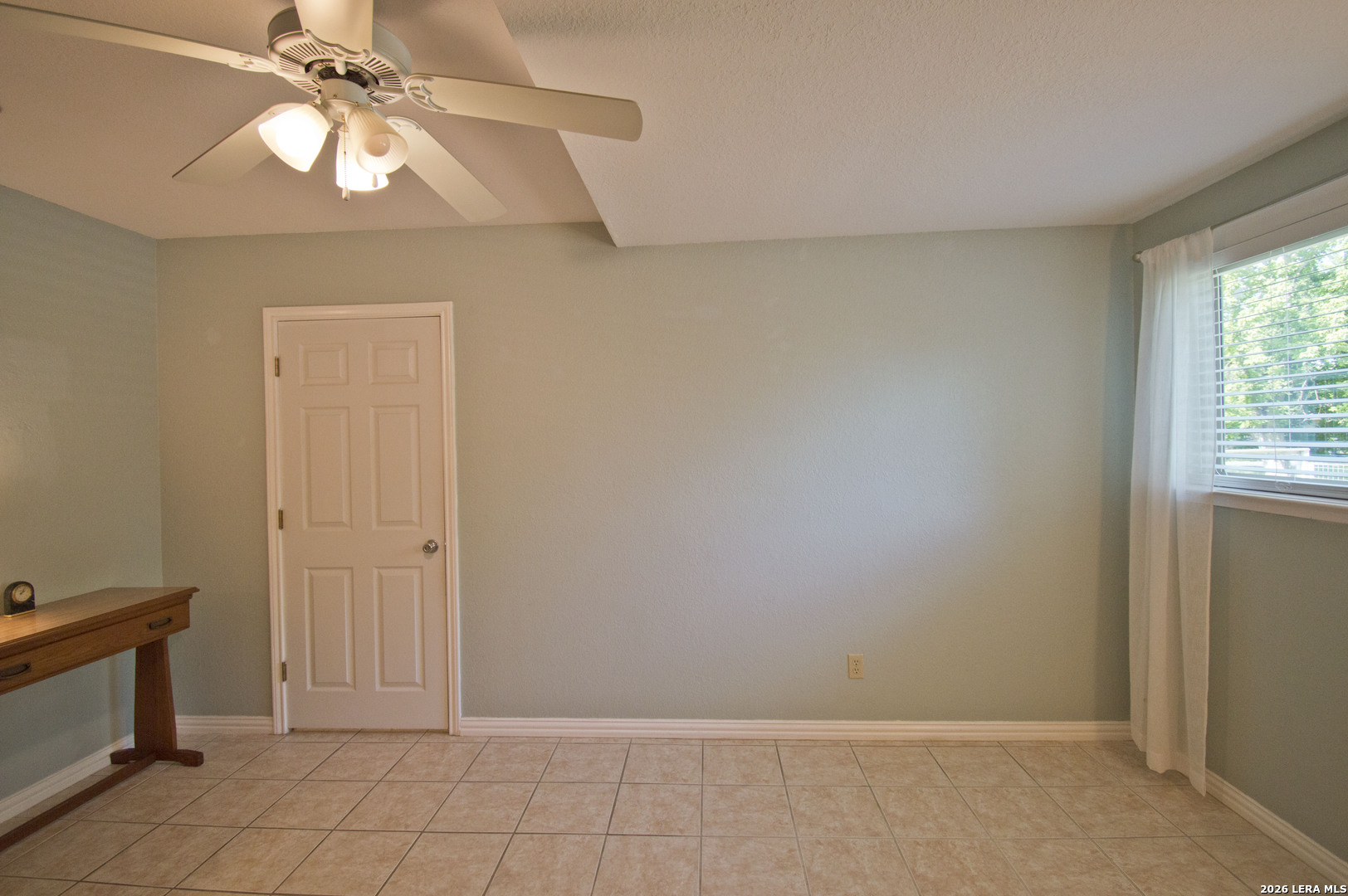 702 E Schubert Fredericksburg TX 78624
