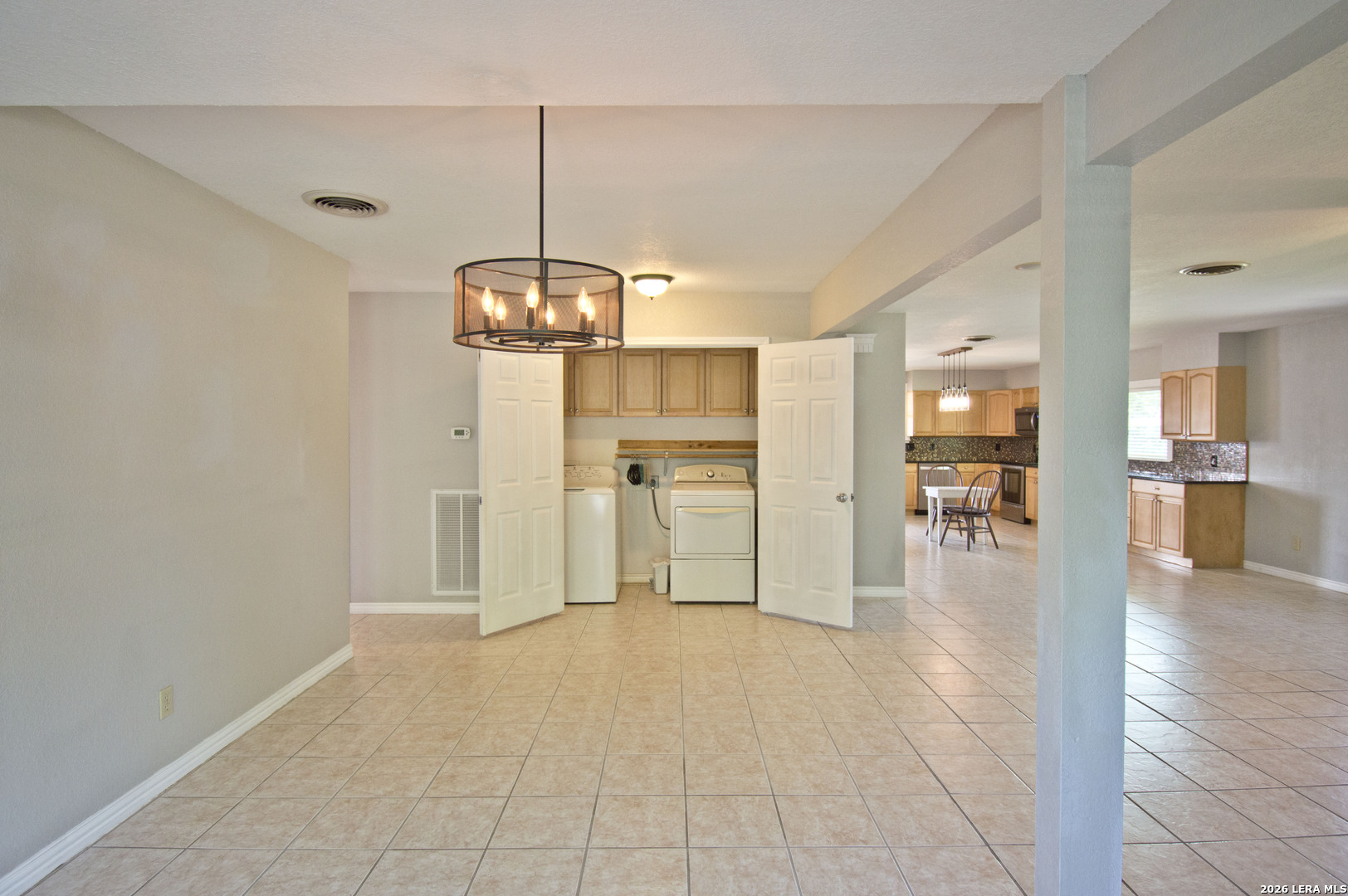 702 E Schubert Fredericksburg TX 78624