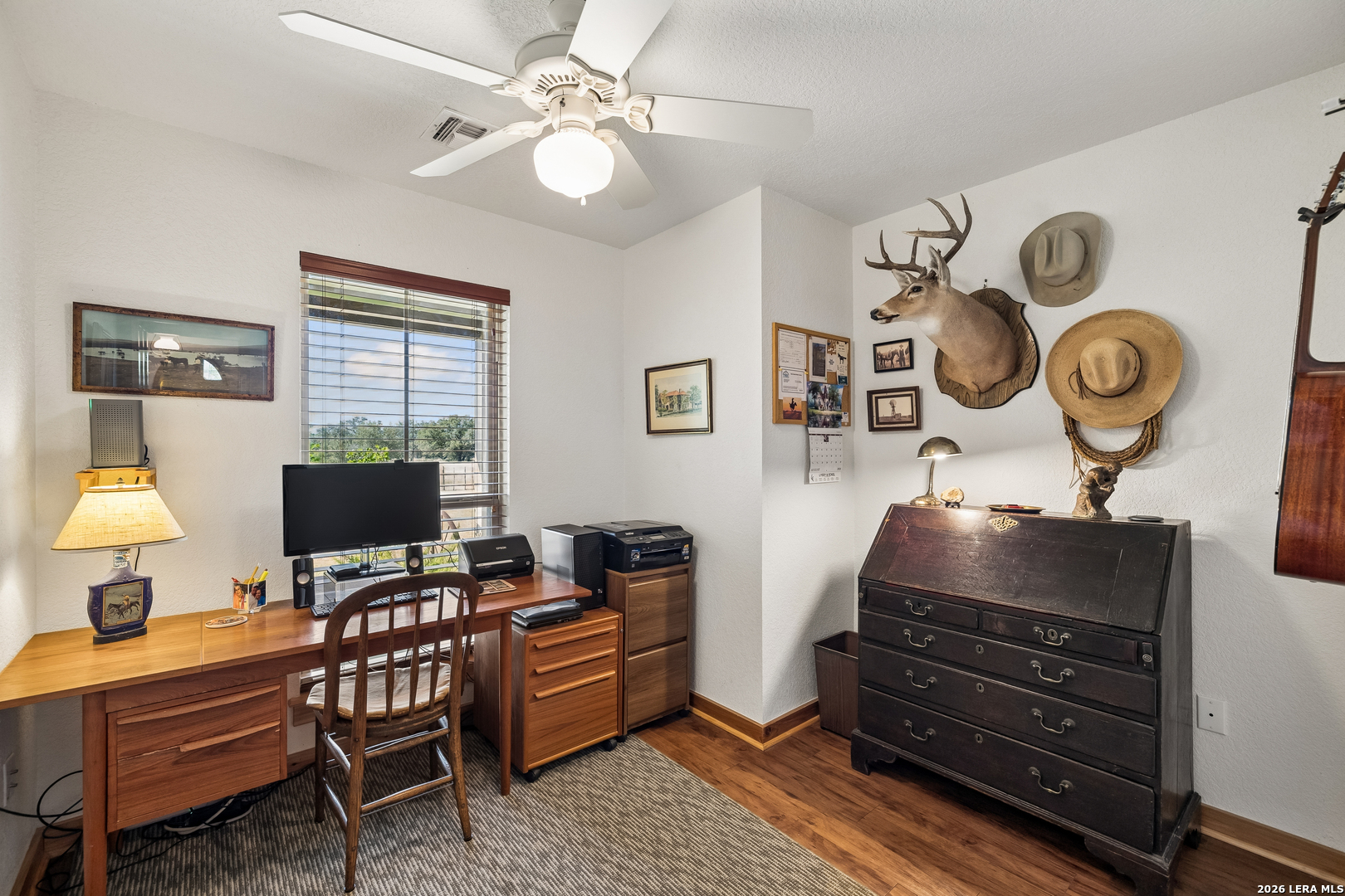 466 County Road 742 Yancey TX 78886