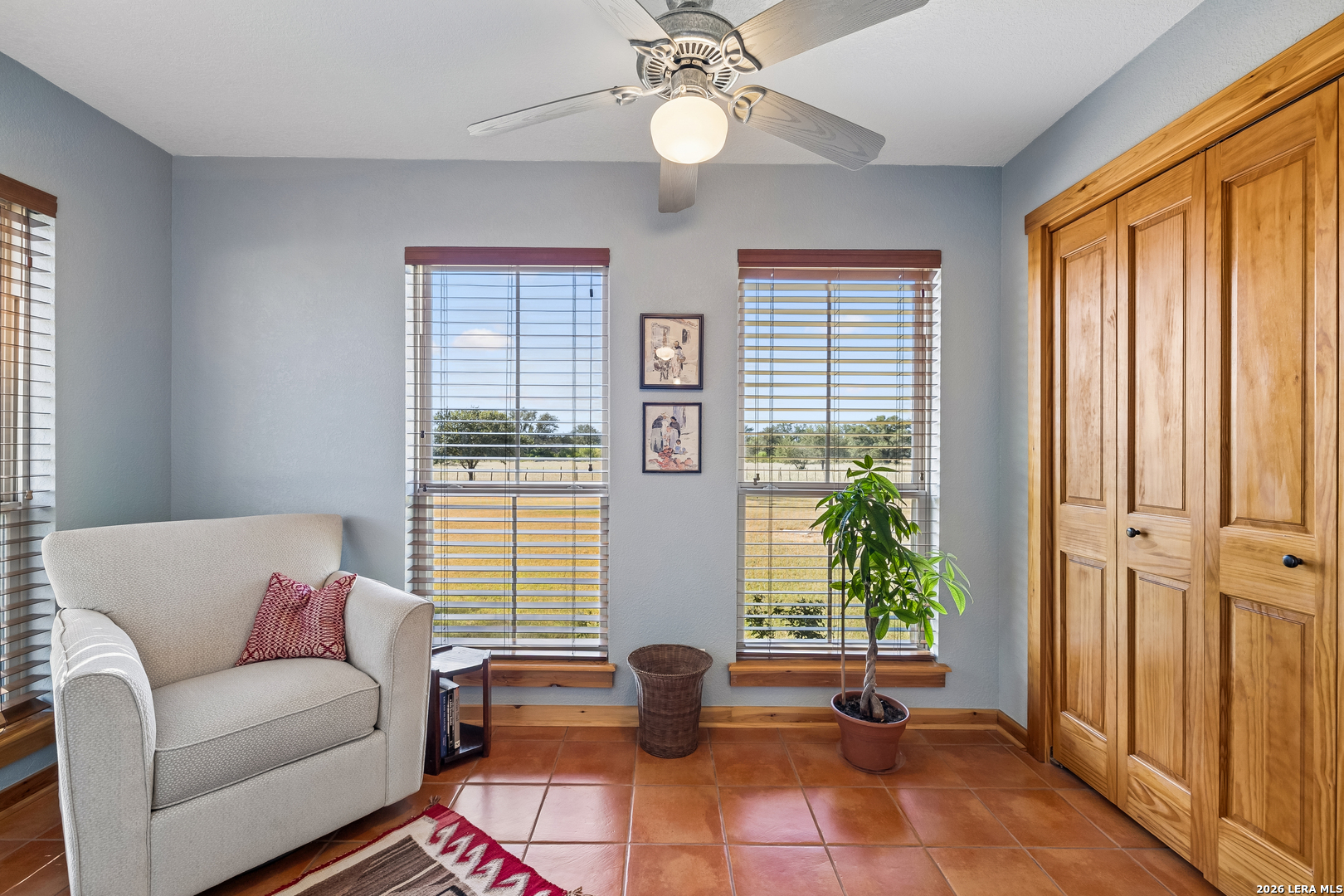 466 County Road 742 Yancey TX 78886