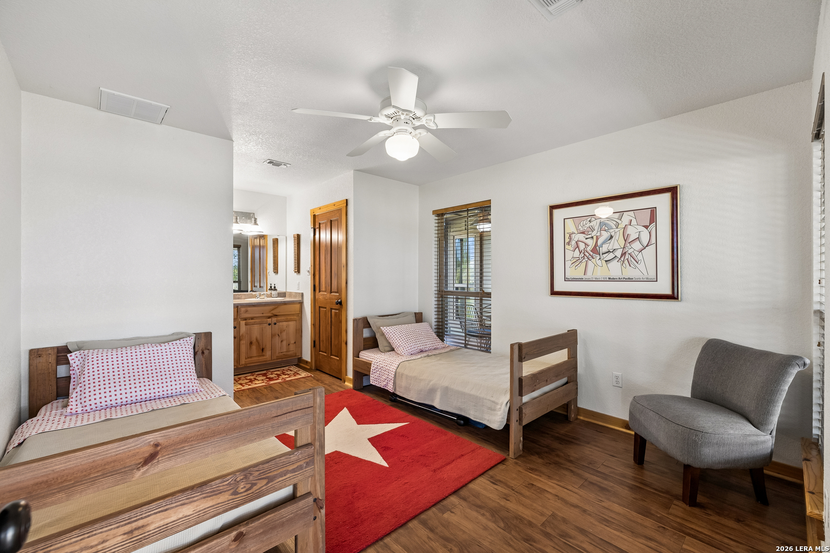 466 County Road 742 Yancey TX 78886