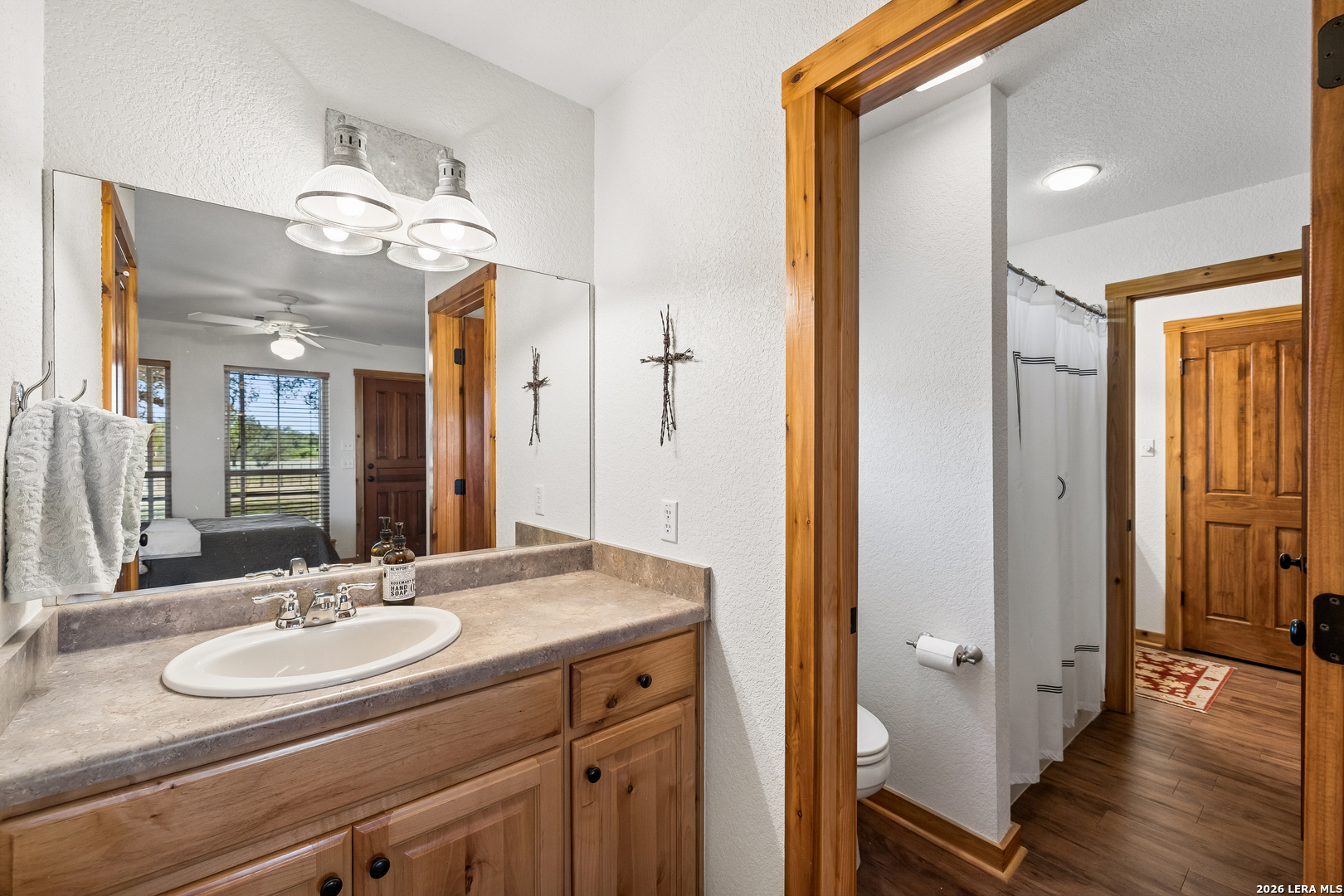 466 County Road 742 Yancey TX 78886