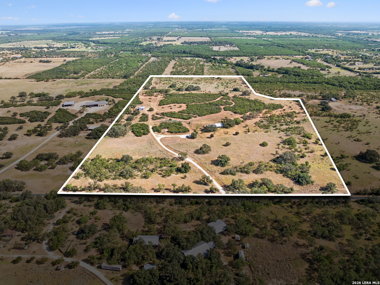 466 County Road 742 Yancey TX 78886