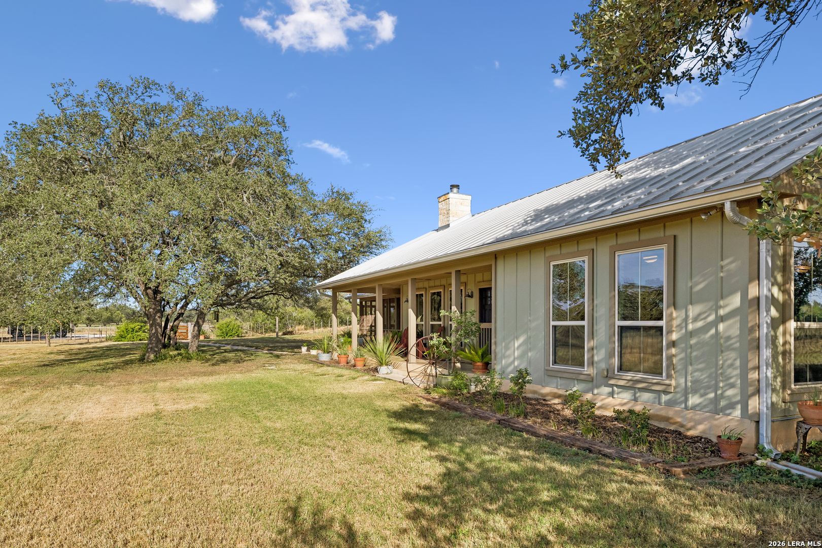 466 County Road 742 Yancey TX 78886